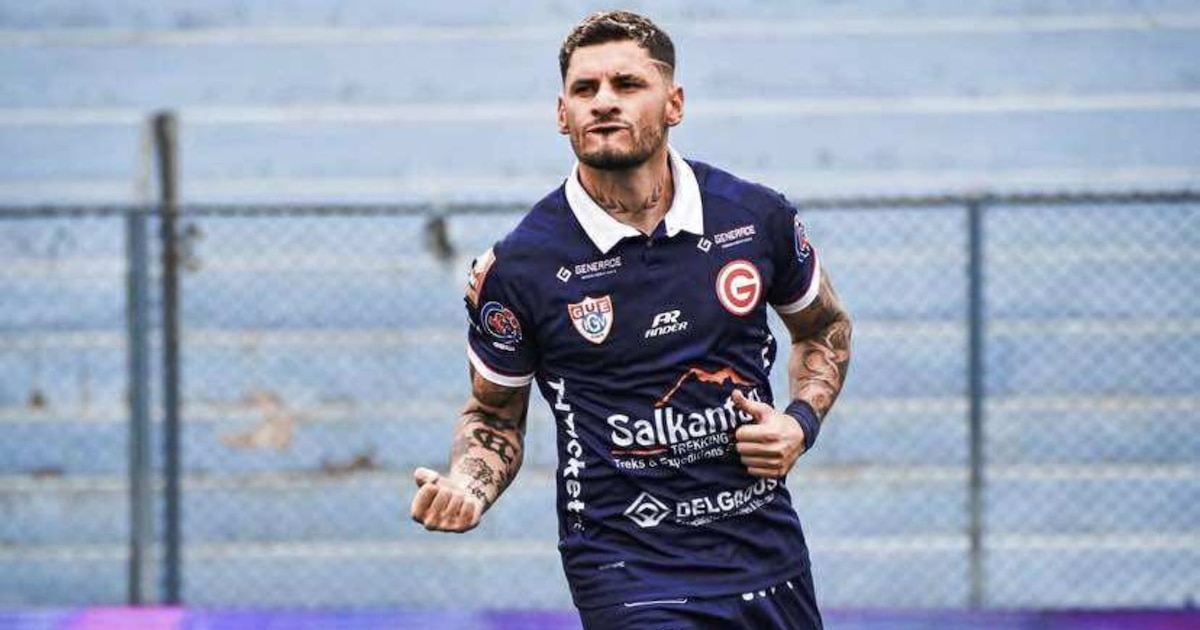 Pablo Erustes rompe récord y se convierte en máximo goleador en la historia del Deportivo Garcilaso