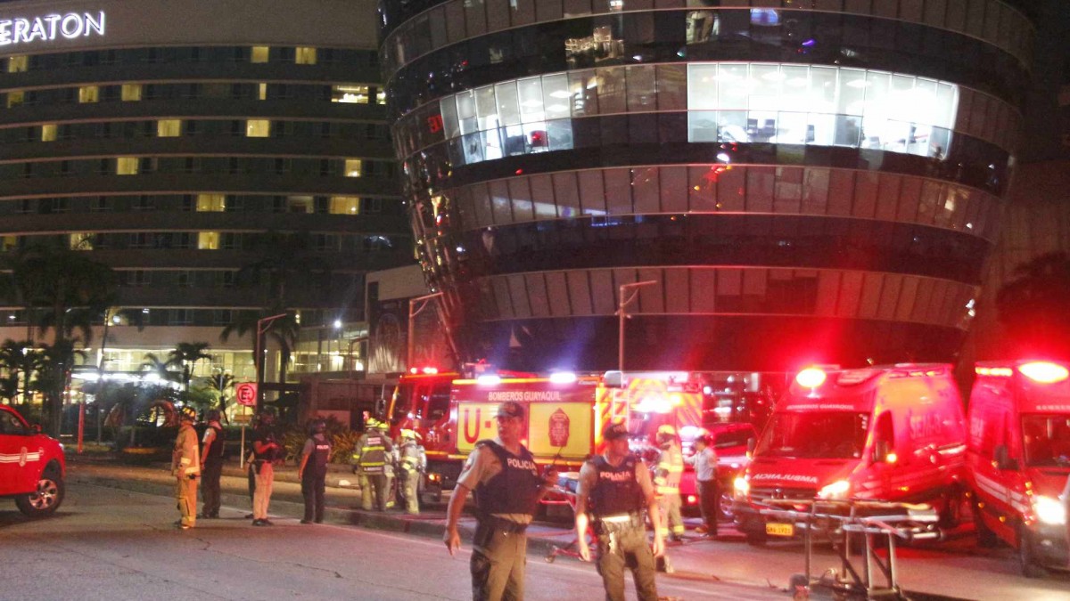 ¡Explosión mortal en Guayaquil: un muerto y varias heridas en caos en zona comercial!