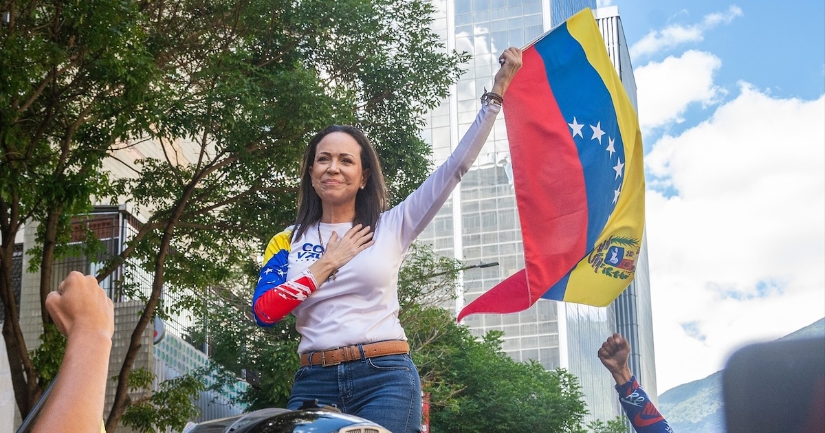 ¡Premio Nobel de la Paz a María Corina Machado en una decisión que desafía a Maduro y inspira esperanza democrática en Venezuela!