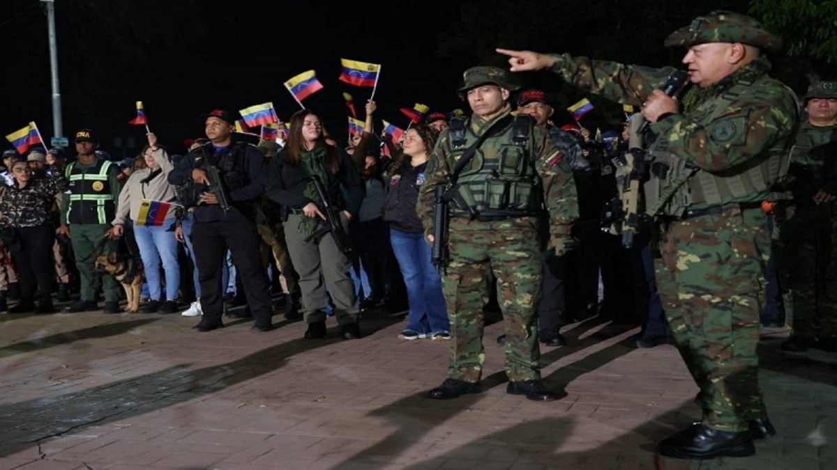 Venezuela Afirma: ¡El Pueblo Tiene las Armas y Defenderá la Patria contra Amenazas de EE.UU.!