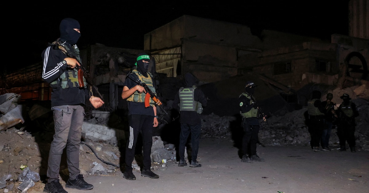 Hamas reconoce retrasos en la devolución de rehenes, aumenta presión de Israel y EE.UU.