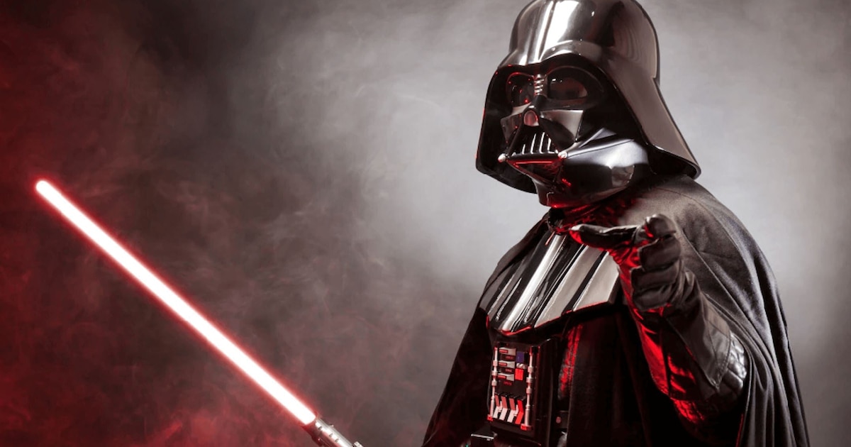 Multan a empresa peruana por vender sables de luz ilegales bajo marca “Space Wars”