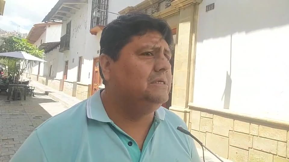 Barrio Ramazzetti inscribe a su reina para Carnaval 2016 en Cajamarca