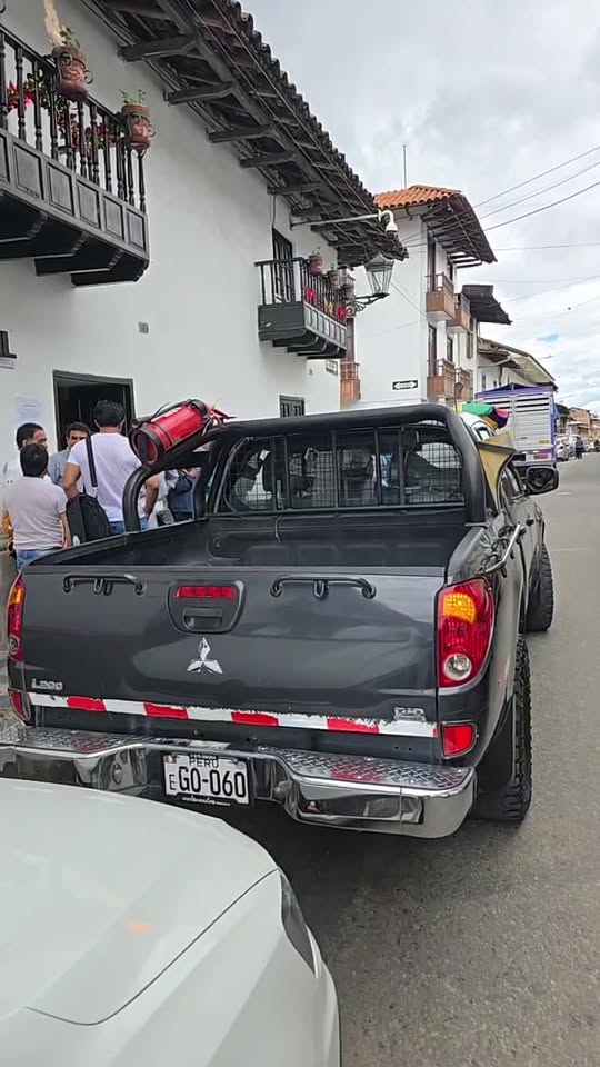 Sunafil Cajamarca entrega camioneta al municipio de Ichocán