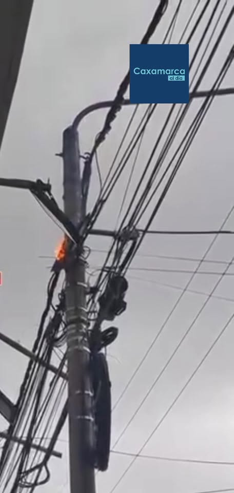 Vecinos de Caxamarca denuncian cable de luz en riesgo de provocar accidentes