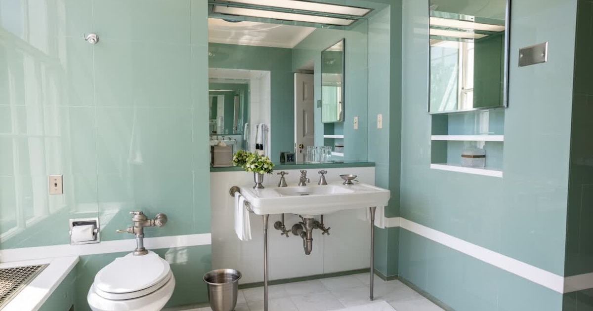 Trump impulsa la renovación del emblemático baño Lincoln en la Casa Blanca