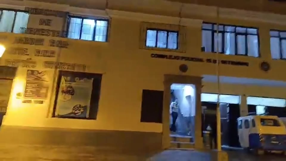 Delincuentes asaltan Banco BCP en Cajamarca y roban 80 mil soles