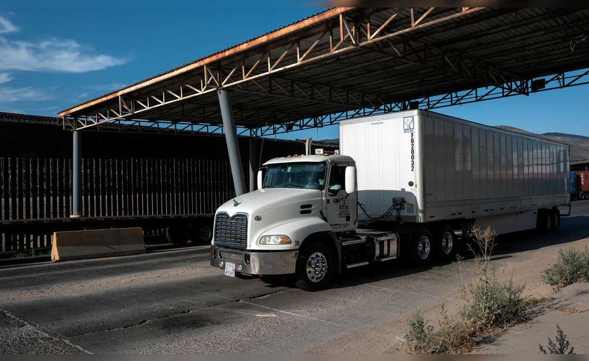 EE.UU. Impone Aranceles del 25% a Camiones y Autobuses en su ofensiva proteccionista contra México y Canadá