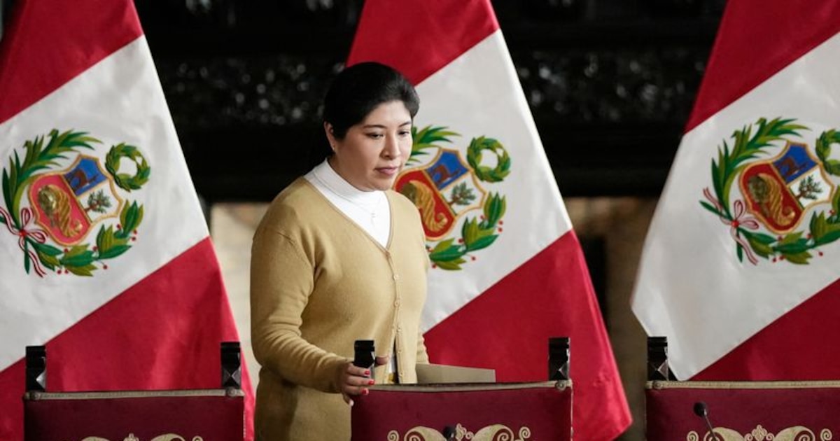 Perú rompe relaciones con México por asilo a Betssy Chávez: impacto en connacionales, según canciller