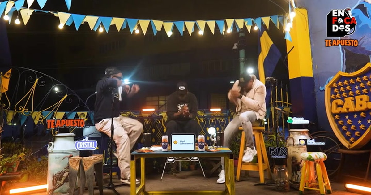 Hinchas generan alarma en vivo con explosión durante programa con Farfán, Advíncula y Guizasola