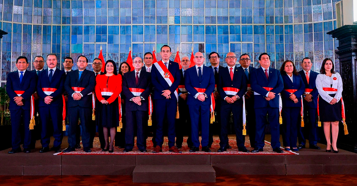 Autorizan viaje del premier Ernesto Álvarez a Bolivia para ceremonia de cambio de mando