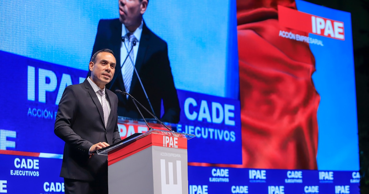 CADE Ejecutivos 2025 critica el rechazo de precandidatos presidenciales al foro empresarial
