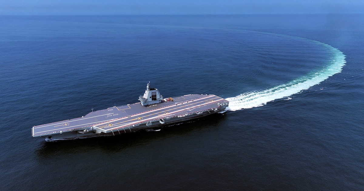 China despliega el portaaviones Fujian, nueva amenaza para Taiwán