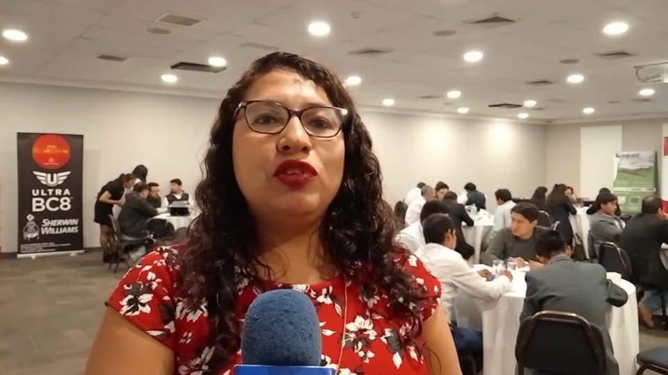 Capacitan a 35 empresarios de Michki en gestión y habilidades digitales