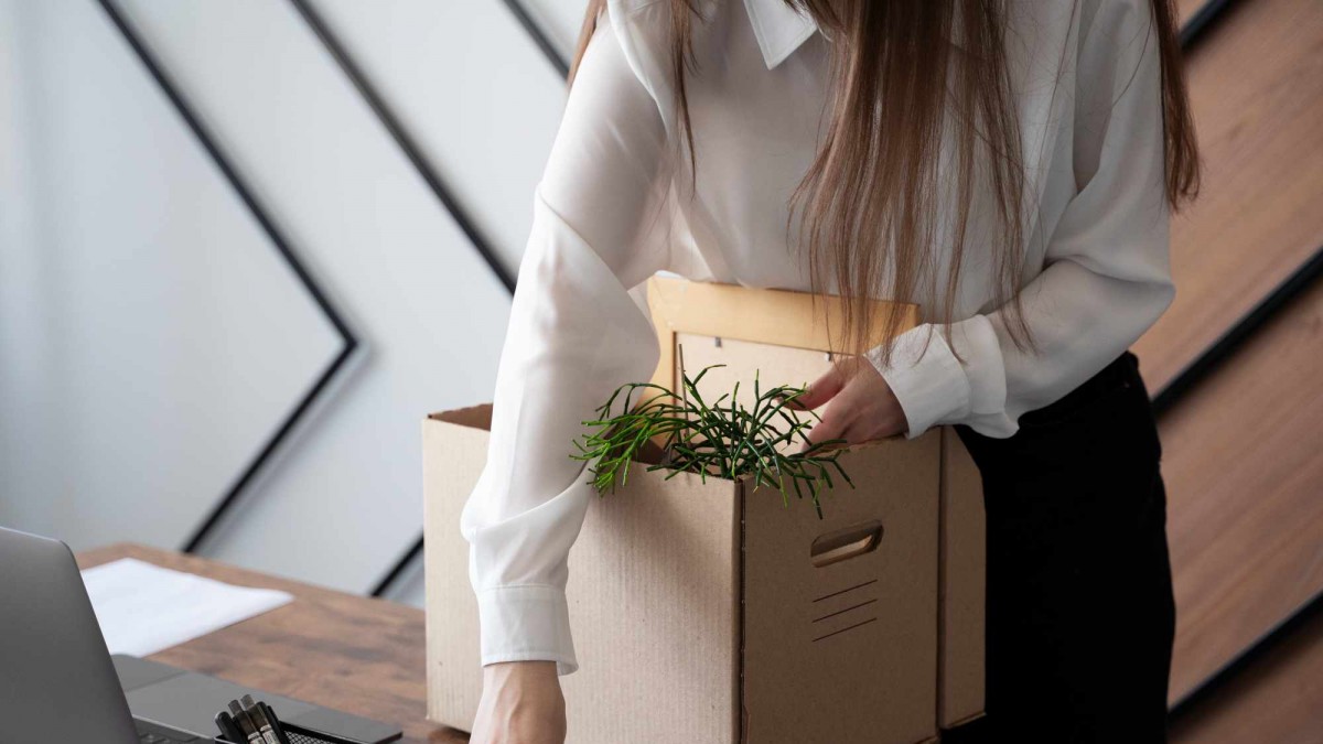 ¡CaixaBank despide a directora por 170 consultas sin justificación! Escándalo de abuso de confianza en plena ética bancaria