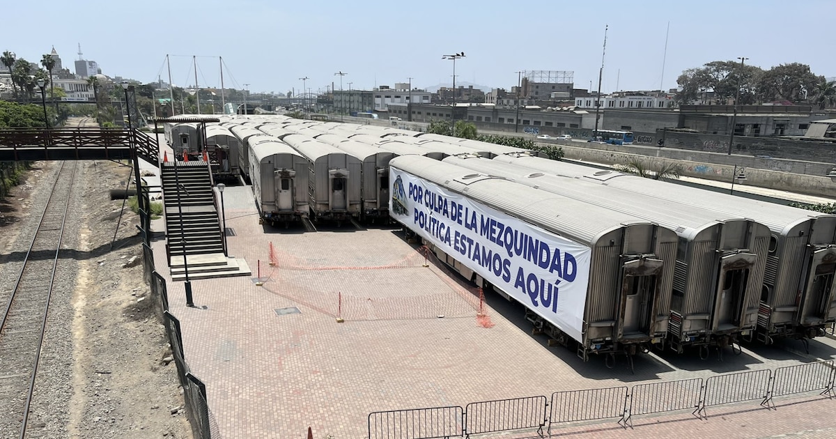 Rafael López Aliaga deja la MML y trenes Caltrain quedan en abandono en el Parque de la Muralla