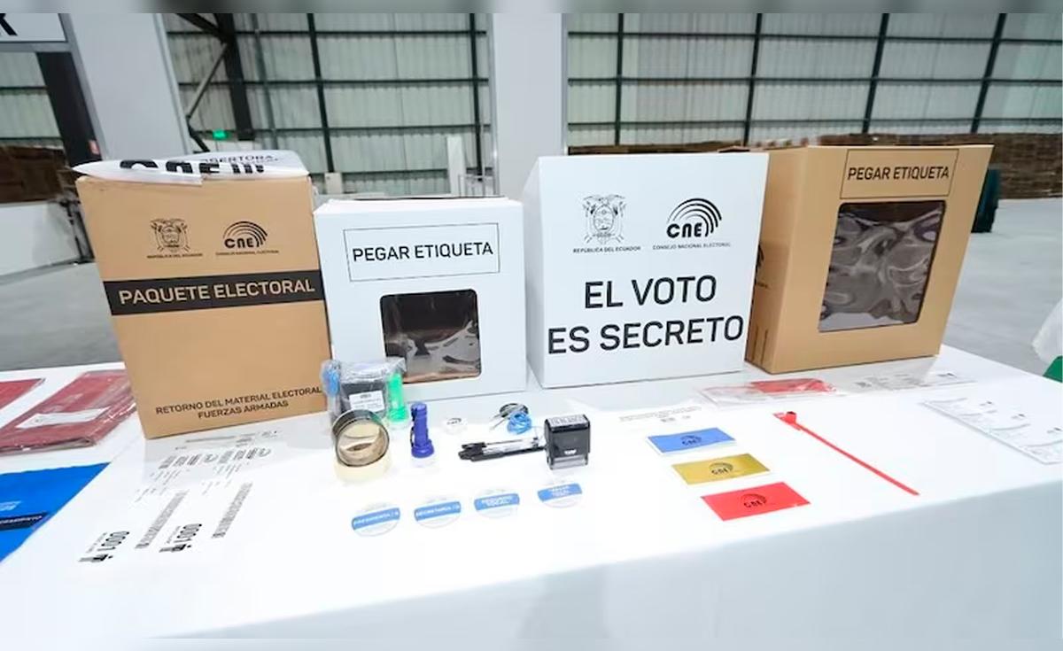 Ecuador Decide: Referéndum Histórico para Permitir Bases Militares Extranjeras y Transformar su Sistema Político