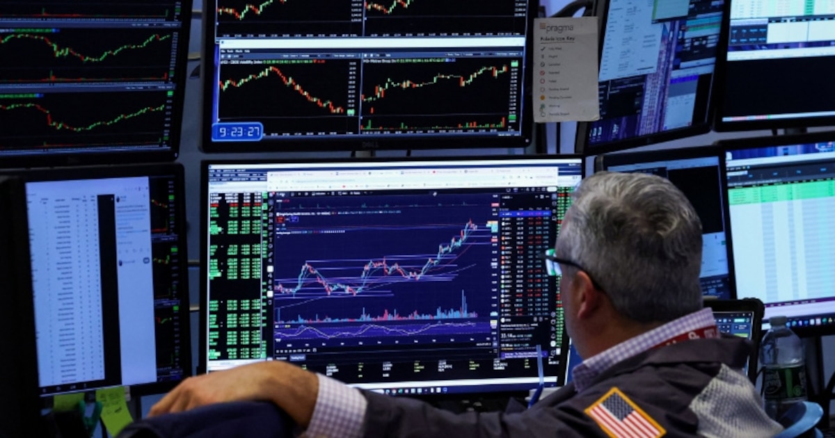 Caídas Históricas en Wall Street: Inversionistas Alarmados por Inflación, Cierre del Gobierno y Dudas sobre Tasas