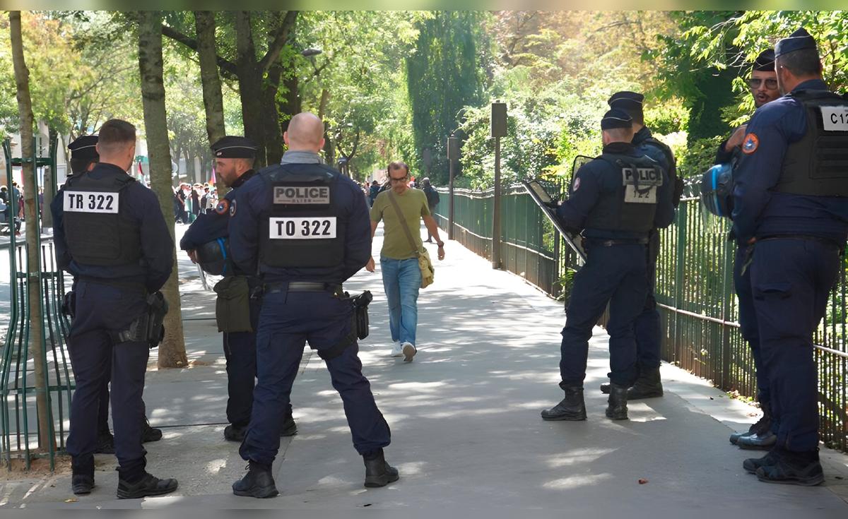 ¡Alerta de bomba en París! Policía interviene en canal BFMTV con perros entrenados y artificieros tras falsa amenaza