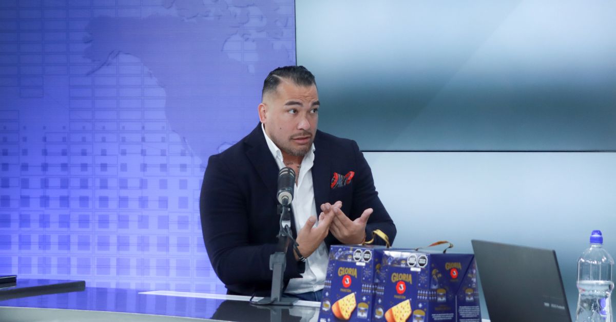 Álvaro Paz de la Barra propone cadena perpetua para corruptos y plazo de 7 días para renunciar