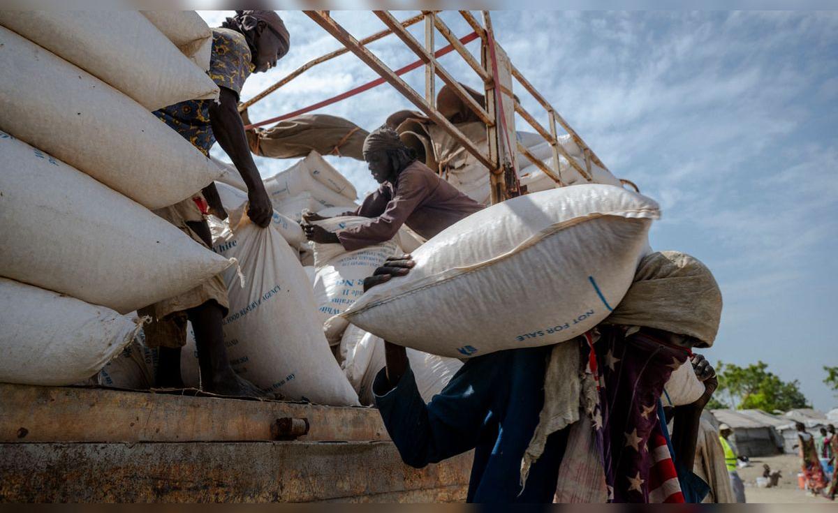 ¡Alerta mundial! Solo un tercio de los 318 millones en riesgo de hambruna recibirá ayuda en 2026 ante recortes
