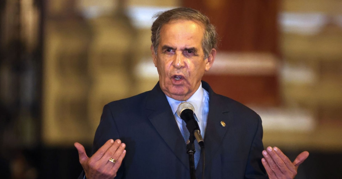 Roberto Chiabra confirma su candidatura presidencial 2026 y alianza con PPC