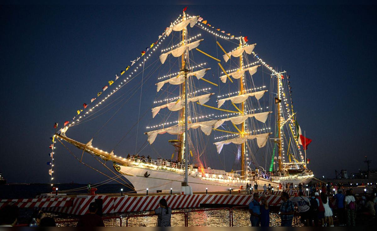 ¡El buque escuela Cuauhtémoc regresa a México tras trágico choque en Brooklyn que dejó 2 muertos y 20 her