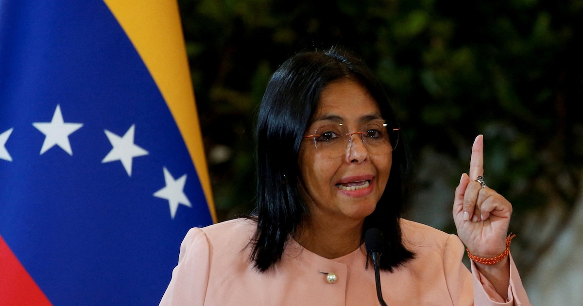 Venezuela y Rusia impulsan aumento de vuelos en medio de sanciones y advertencias de EE.UU.