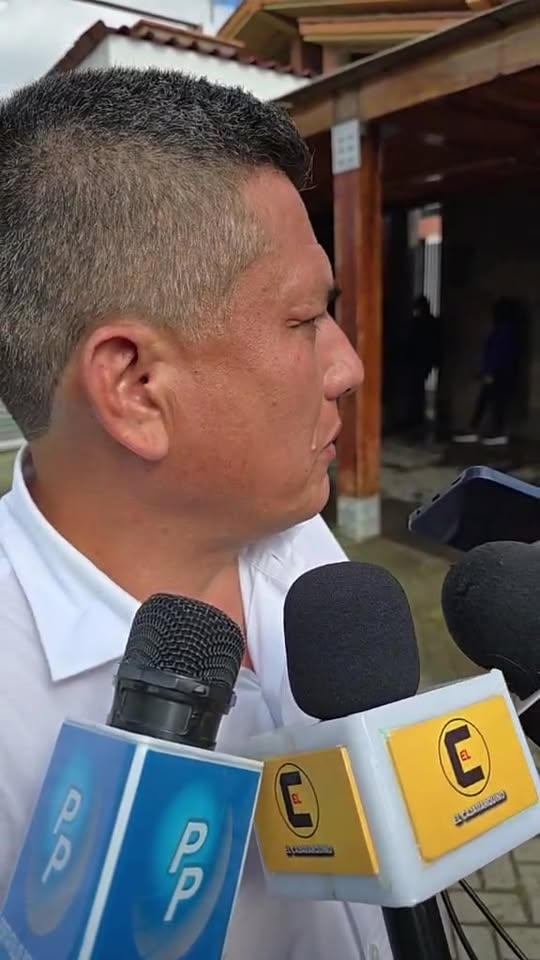 Alcalde provincial de Cajamarca aclara su trayectoria política