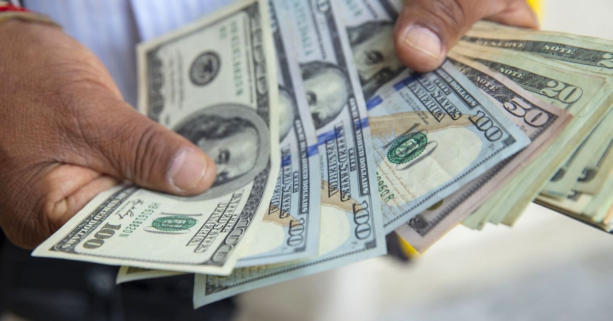 Dólar baja y cierra en Perú este 16 de diciembre, informe del tipo de cambio