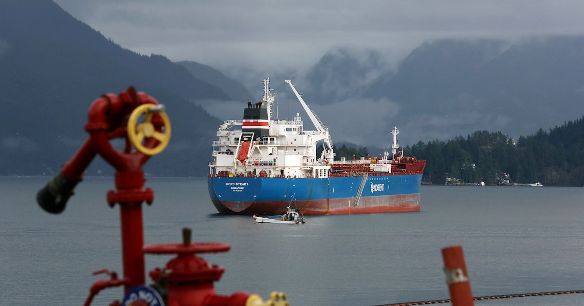 Venezuela podría cerrar pozos petroleros ante restricciones de EE. UU. por saturación en depósitos y bloqueo de buques