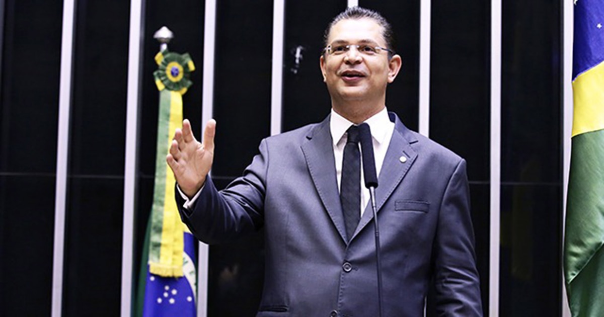 Policía Federal de Brasil allana domicilios de diputados afines a Bolsonaro y confisca más de US$70 mil