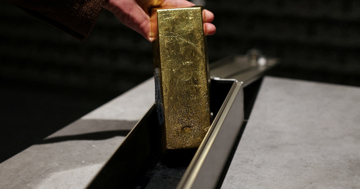 Oro y plata alcanzan máximos históricos impulsados por tensiones geopolíticas y expectativas de recortes de tasas en EE.UU.