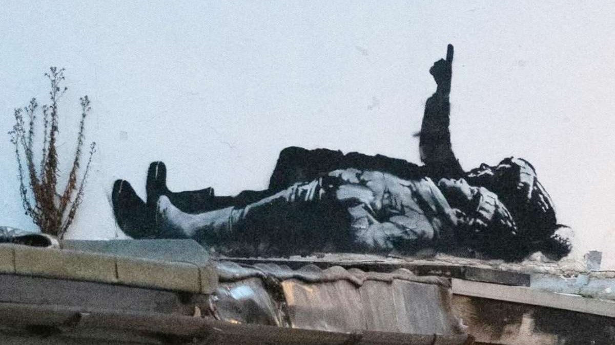 Banksy sorprende en Londres con enigmática obra en dos ubicaciones clave del centro