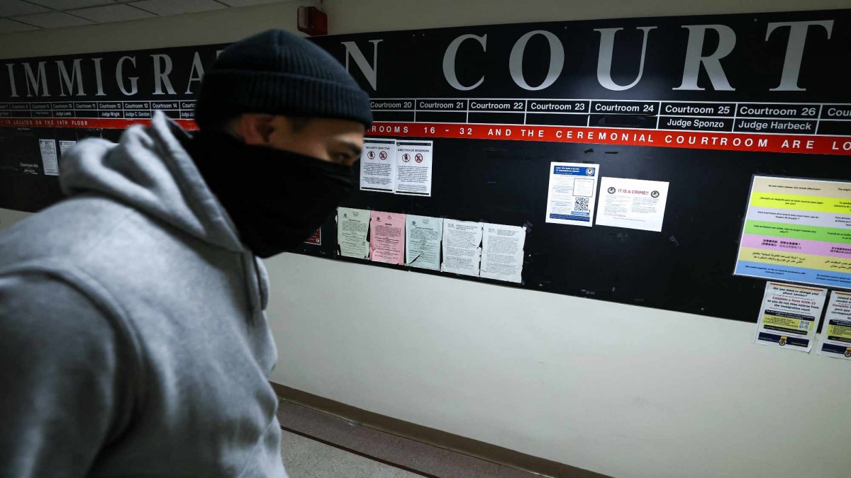 EE.UU. ofrece incentivo de 3,000 dólares para migrantes que se autodeporten durante Navidad