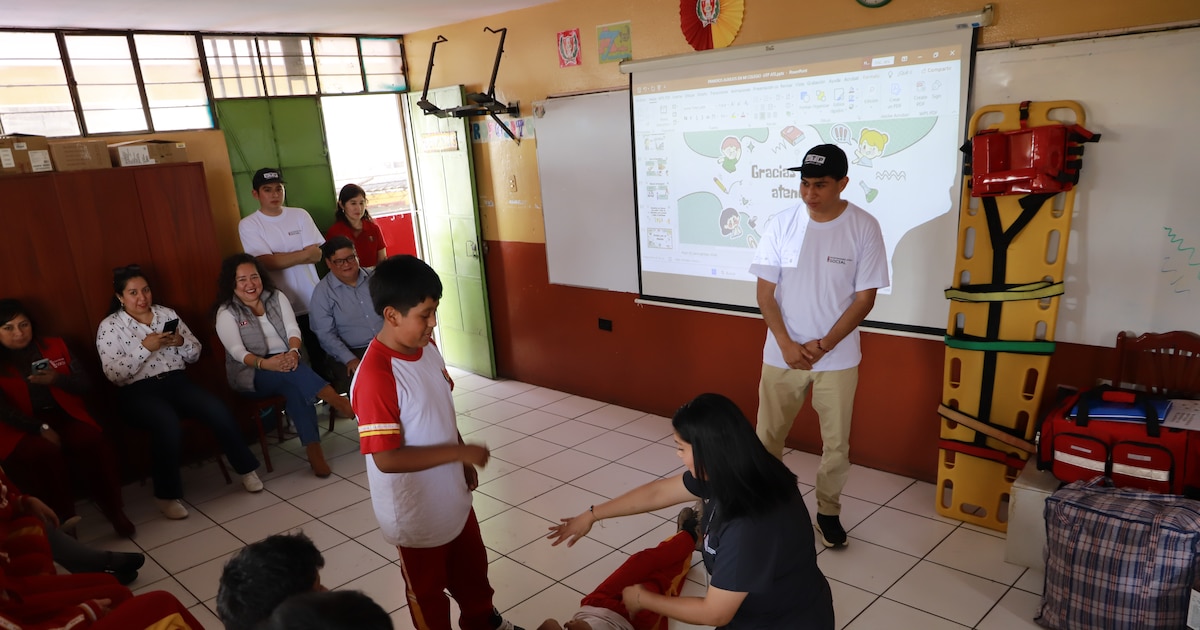 Iniciativa universitaria “Colegio Seguro” ha beneficiado a más de 47,000 estudiantes en el país