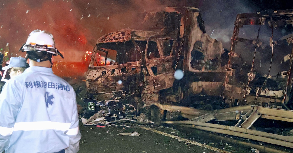 Al menos 2 muertos y 26 heridos en choque múltiple con más de 50 vehículos en la autopista Kan-etsu, Japón