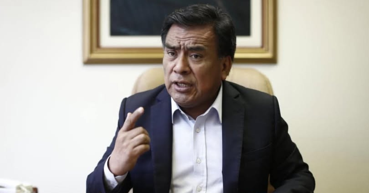 Javier Velásquez Quesquén denuncia cambios controvertidos en listas del APRA