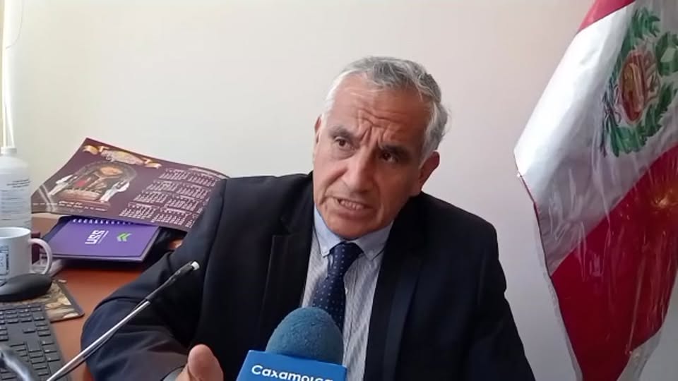 Ujhel realiza evaluación y control en contrataciones y denuncias