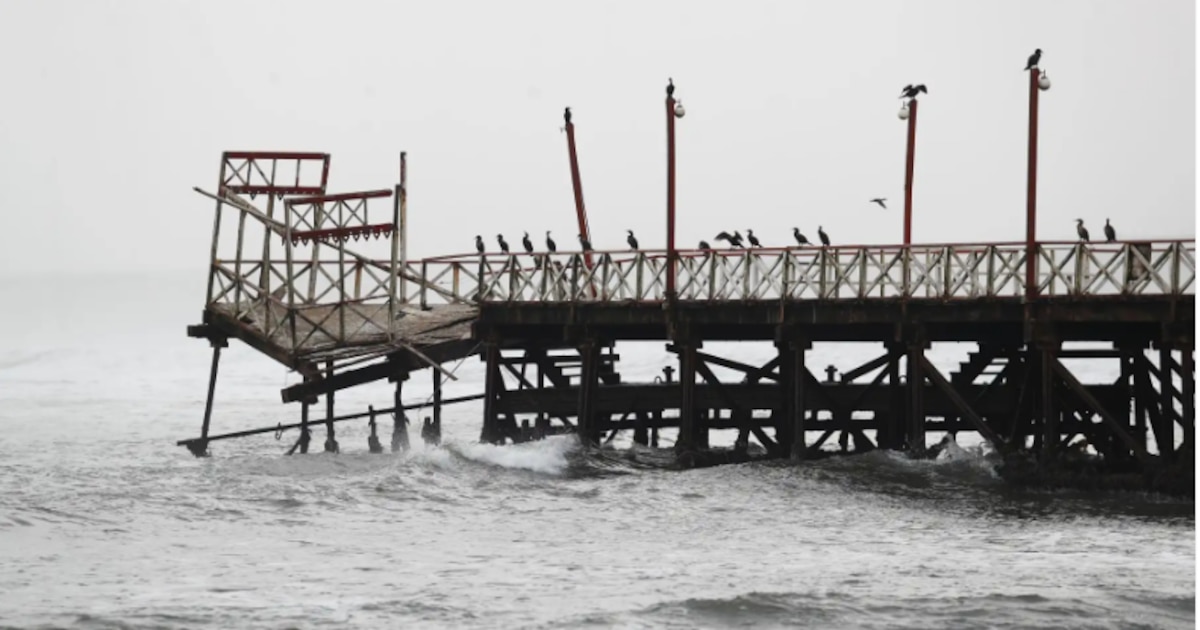 Declaran en emergencia Huanchaco y otros dos balnearios de Trujillo por daños severos en muelles debido a oleajes anómalos