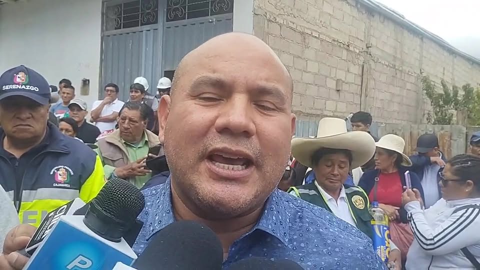 Avanzan gestiones para asfaltado y vía de evitamiento en Cajamarca