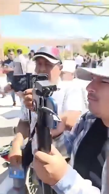 En Bagua Grande, Comunicadores se agreden durante entrevista con congresista