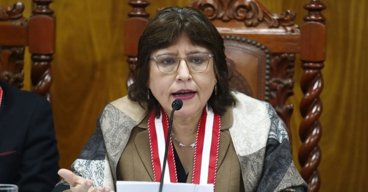 Delia Espinoza evalúa acudir a instancias internacionales por inhabilitación del Congreso