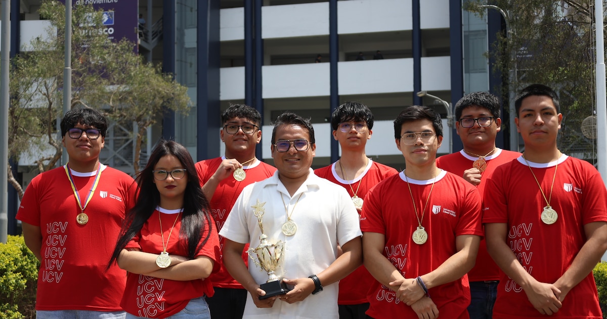 Estudiantes peruanos triunfan en Colombia y se preparan para carreras del futuro
