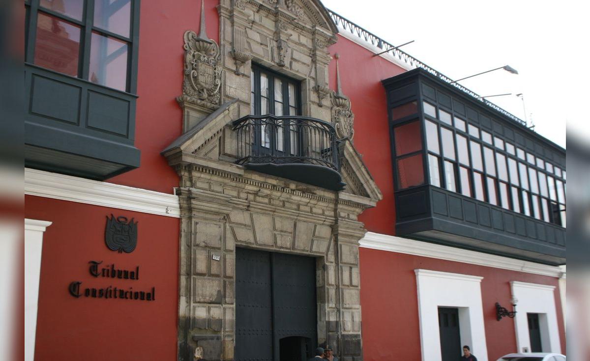 TC declara infundada demanda contra Ley de Amnistía y limita su alcance