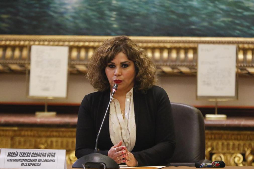 María Teresa Cabrera, cercana a José Luna, es elegida presidenta de la JNJ