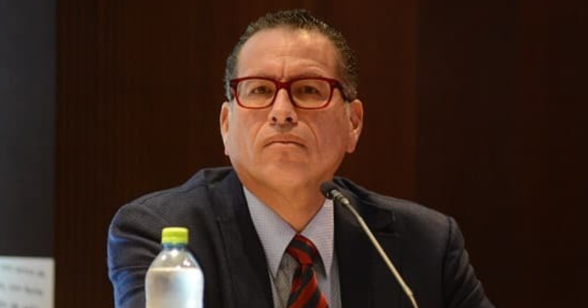 Phillip Butters abandona su precandidatura presidencial con Avanza País