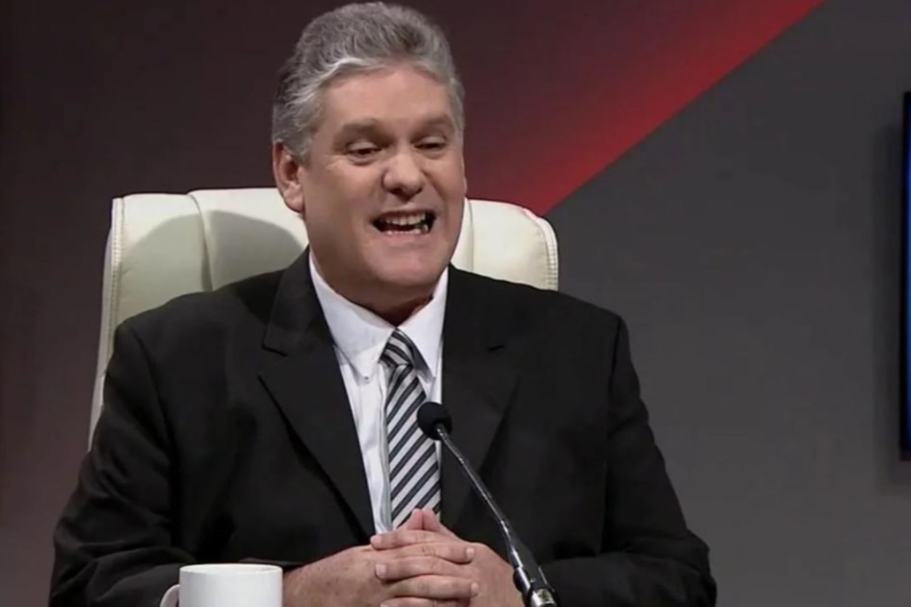 Cuba condena a cadena perpetua al exministro de Economía Alejandro Gil por espionaje y delitos económicos